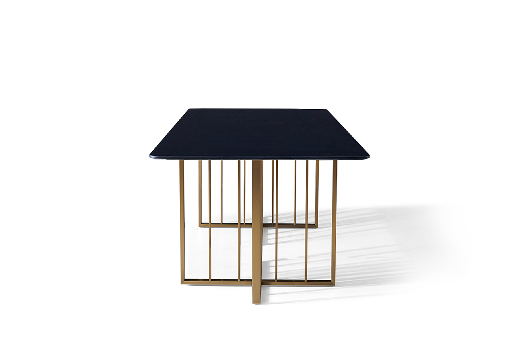Lea Dining Table