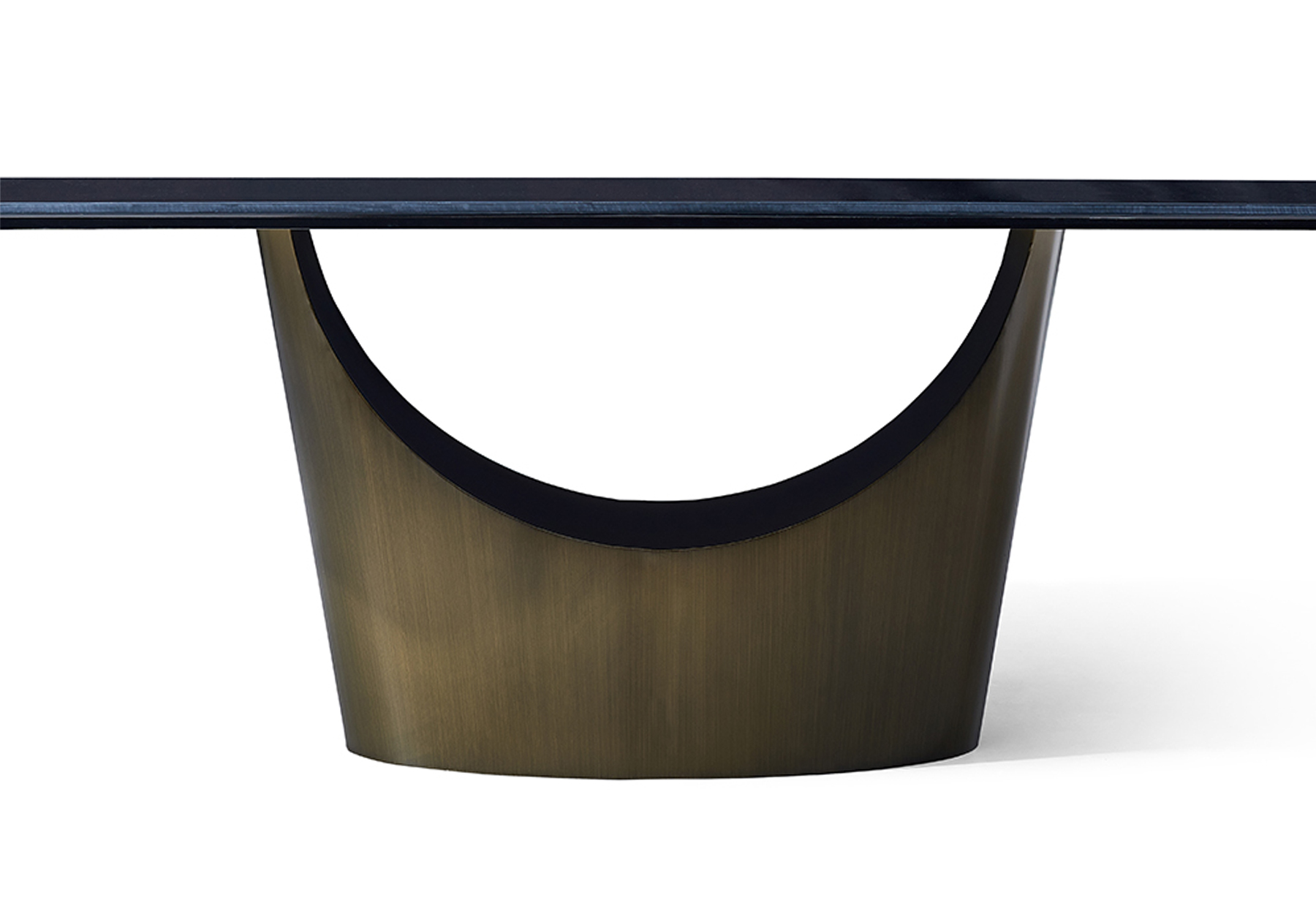Luna Dining Table