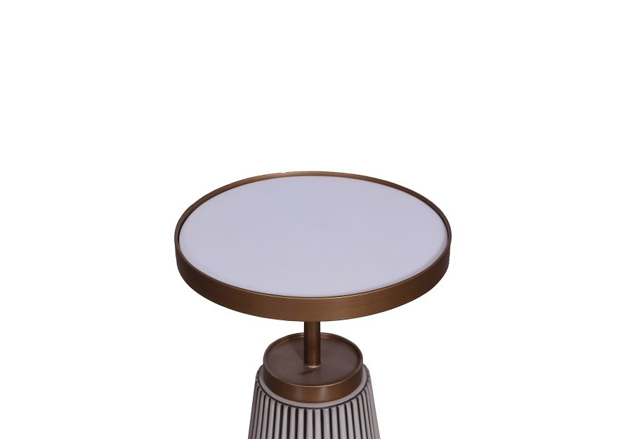 Fulva-Side-Table